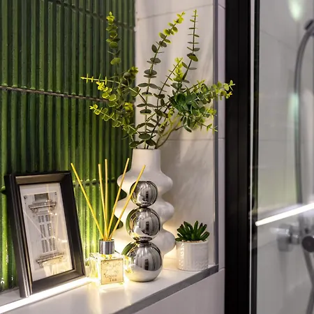 The Goldtree Premium شقة *