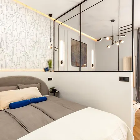 The Goldtree Premium * Budapest