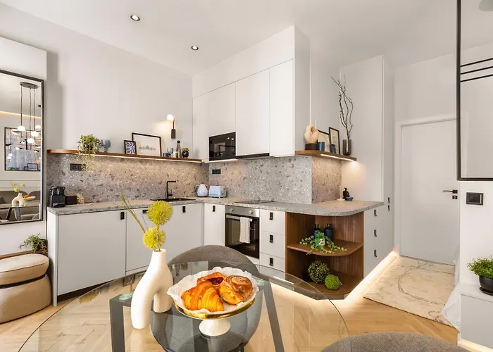 The Goldtree Premium Apartment